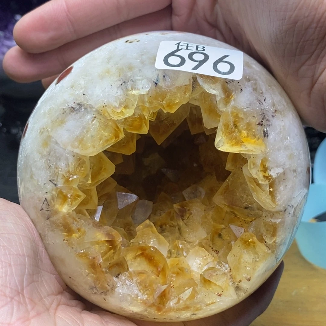 水晶大型摆件（非配饰）未镶嵌