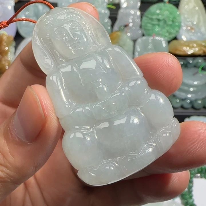 颈饰未镶嵌翡翠观音