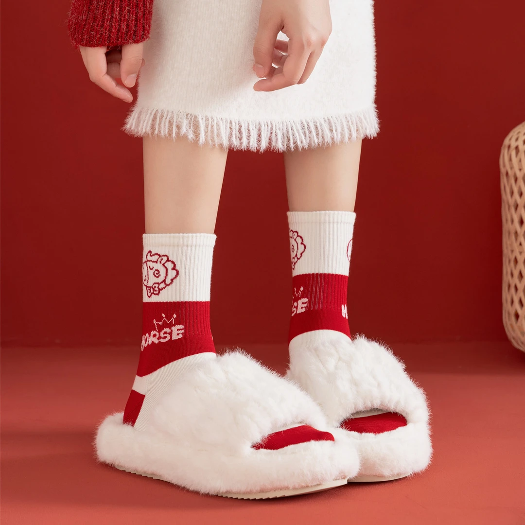 马年本命年红袜子女秋冬中筒袜2026新年礼物礼盒装可爱卡通长袜