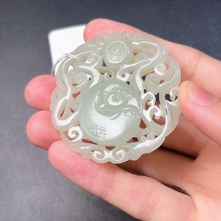 和田玉挂件未镶嵌我**佛