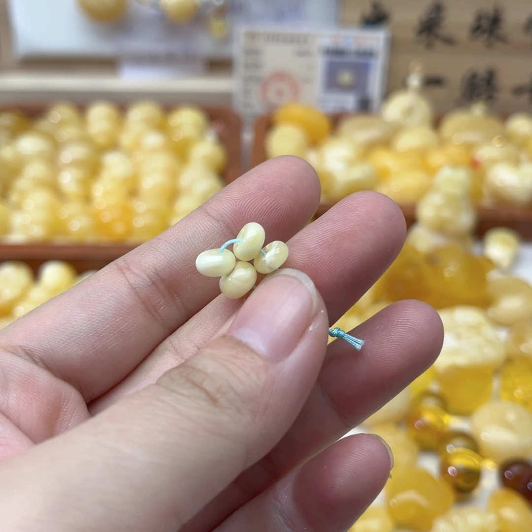 裸石蜜蜡未镶嵌配饰