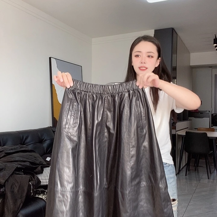 牛皮油蜡皮长裙XL130斤，XXL140斤内