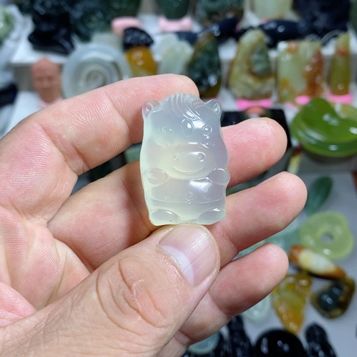 未镶嵌蛇纹石玉颈饰