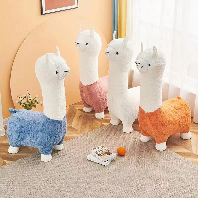 创意羊驼玩具轻奢动物凳子儿童卡通凳子客厅门店引流摆件北欧风椅