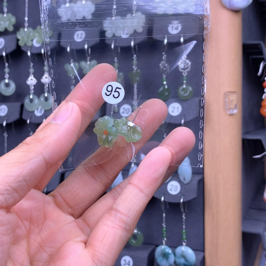 和田玉耳饰银S925镶嵌L****n