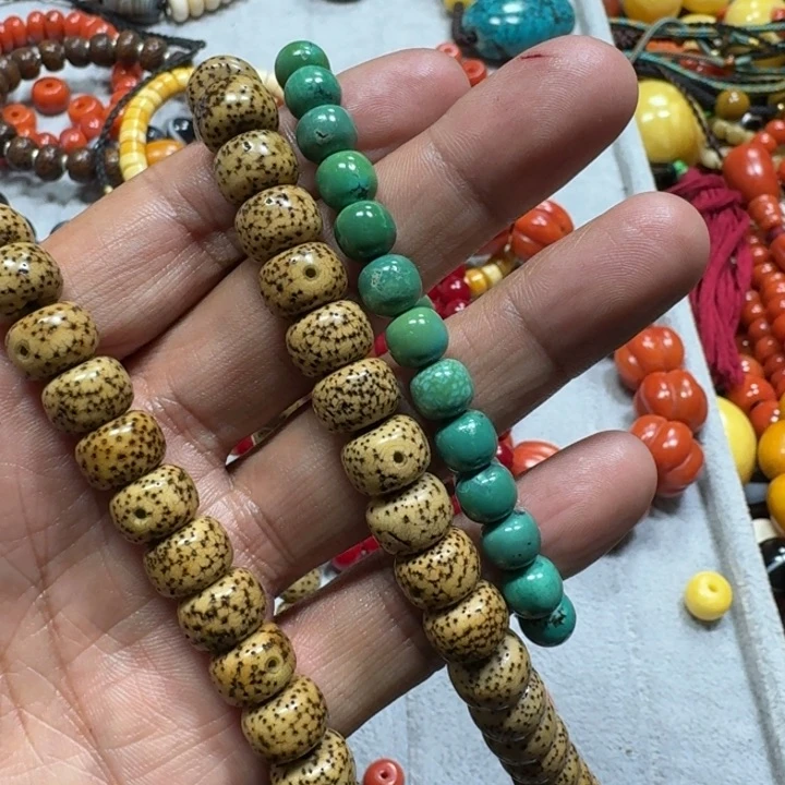 柏香籽/百香籽吊坠参*菩提树等树木生长发育良好