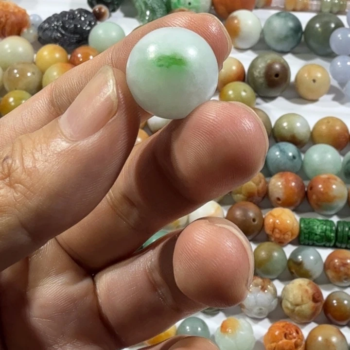 翡翠散珠卡 16 白底青单珠