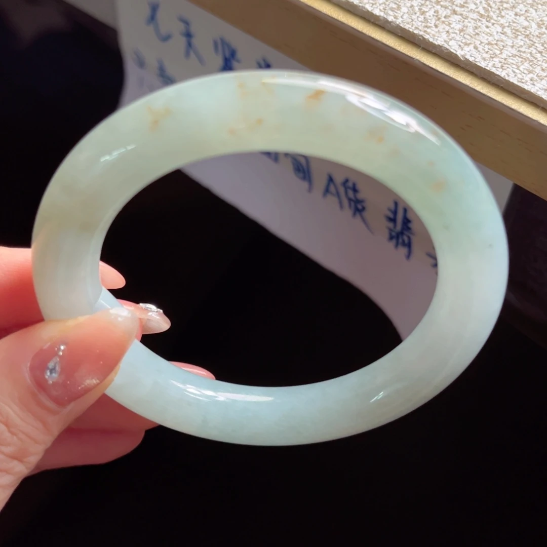 翡翠未镶嵌手镯手镯