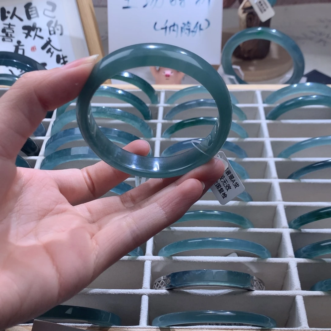 不***！未镶嵌手镯翡翠冰透手镯