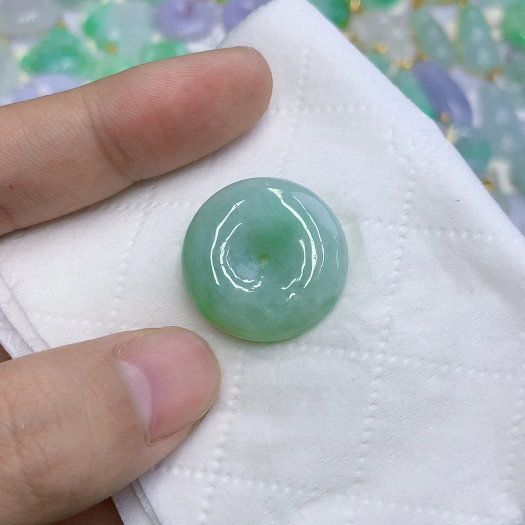 【闪购商品】颈饰未镶嵌翡翠