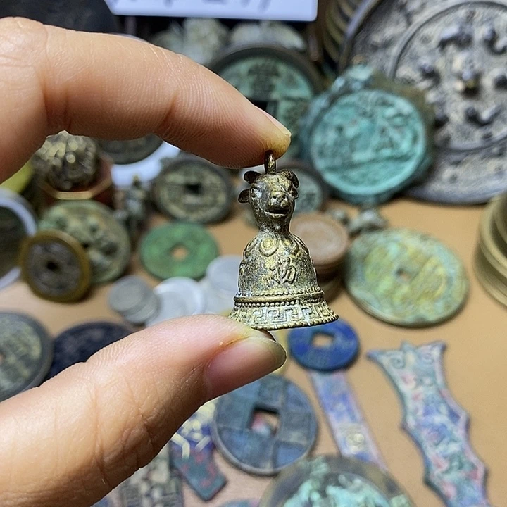 铜铁合金类工艺品