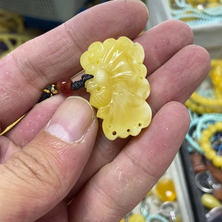 银S925镶嵌蜜蜡裸石吊坠