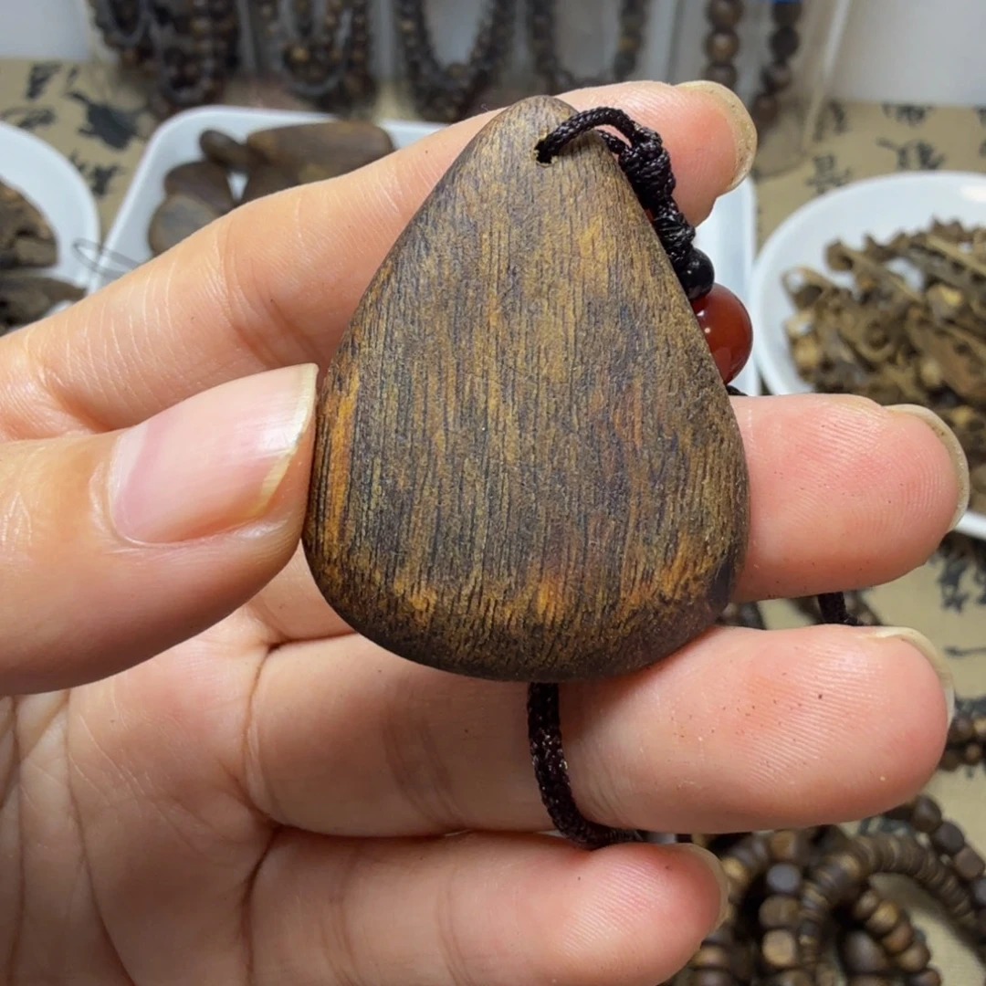 沉香沉香碎屑水滴珠（打孔不退）