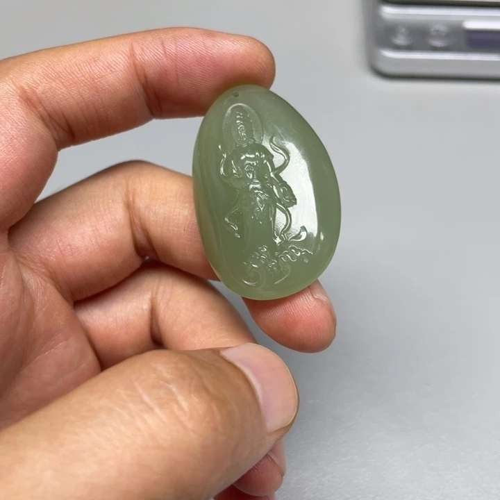 和田玉未镶嵌吊坠(不含链)差***?