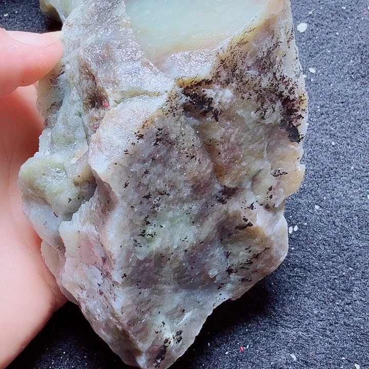 未镶嵌和田玉（糖玉）珠宝半成品