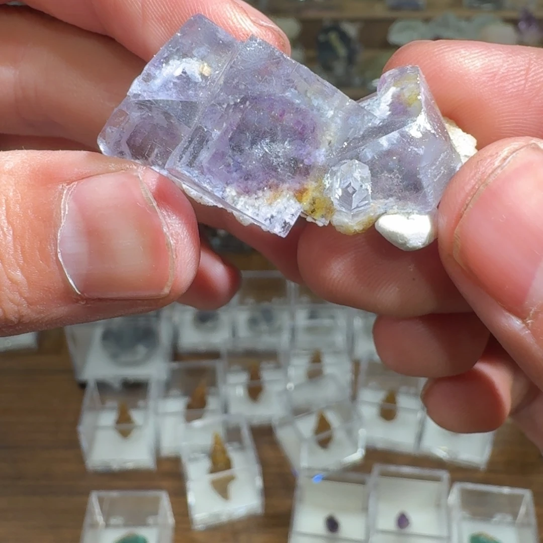 月下珠宝严选矿物