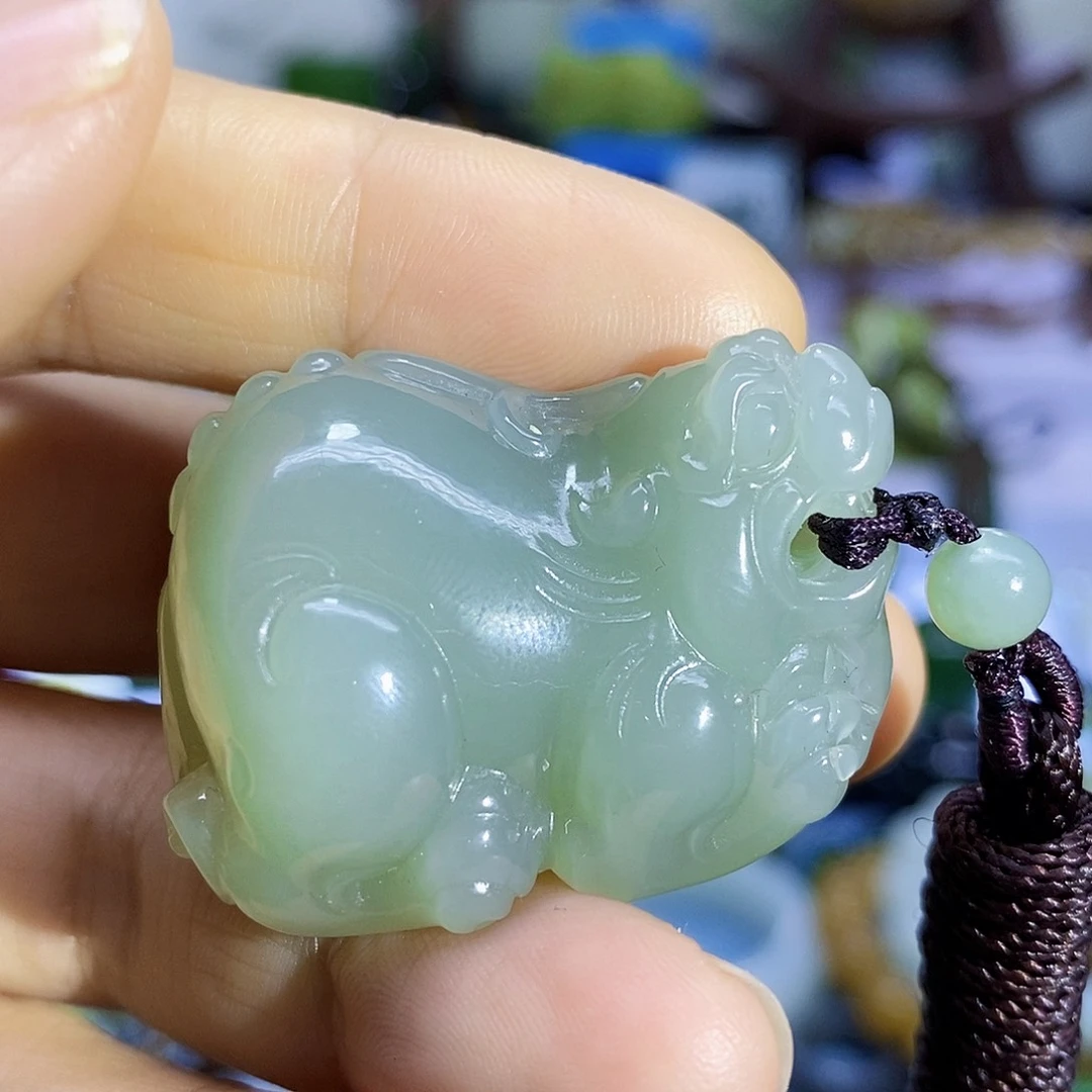 未镶嵌和田玉挂件