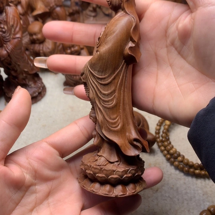 檀香木其他老山檀香手把件瑕疵