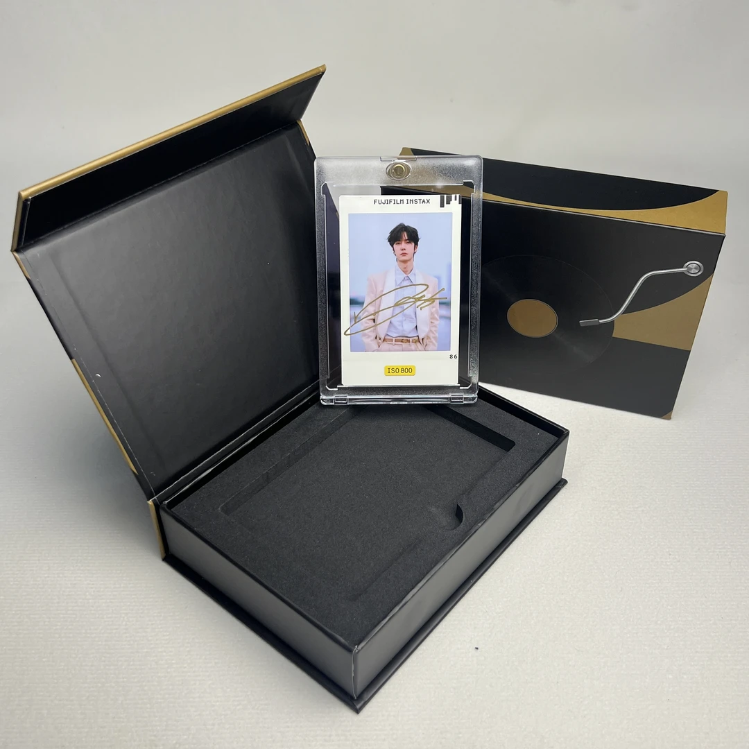 N4651王一博 签名正品拍立得照片 流光