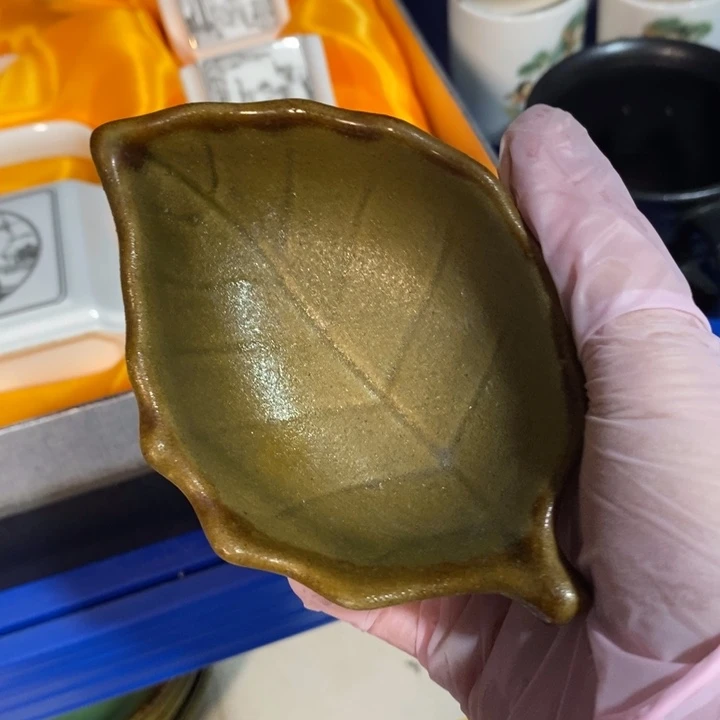 瓷片五厂粗瓷树叶碟