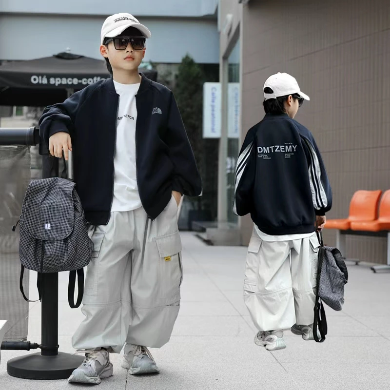 【嘟妈童装】2025男童秋季新款棒球服中大儿童圆领拉链外套1003