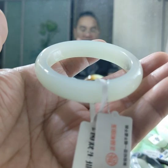 ****谷和田玉未镶嵌手镯