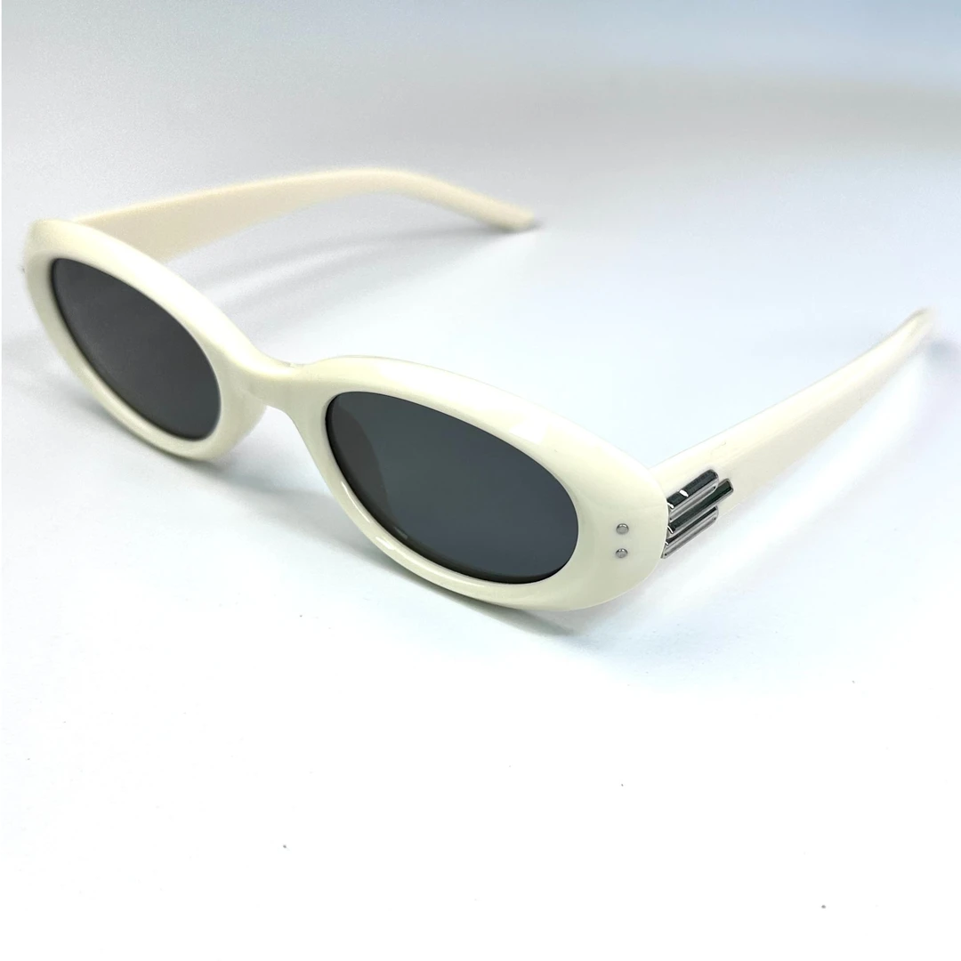 【501】2025新款高级感百搭防蓝光眼镜墨镜网红猫眼时尚复古