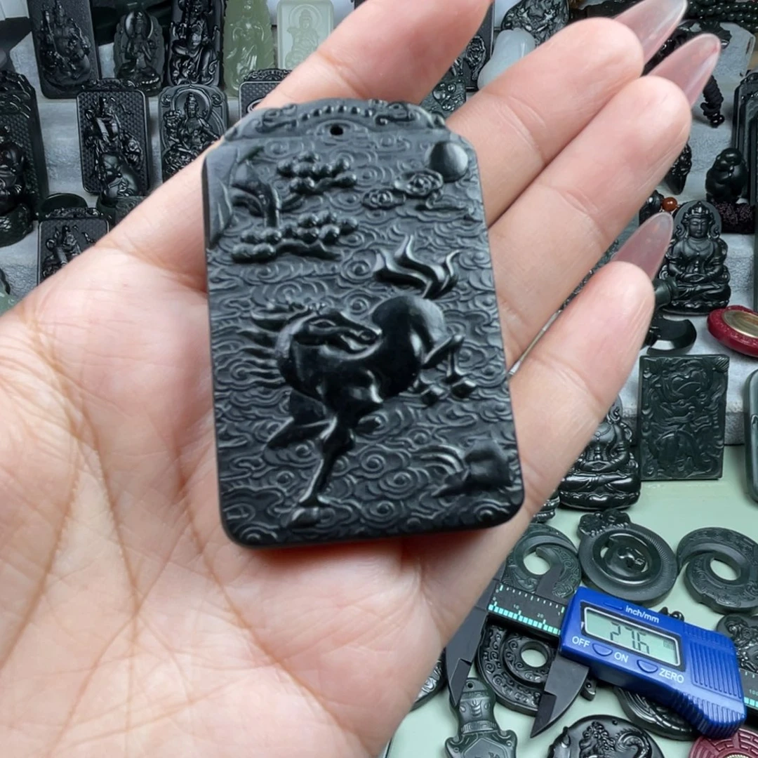 颈饰未镶嵌和田玉千**荀