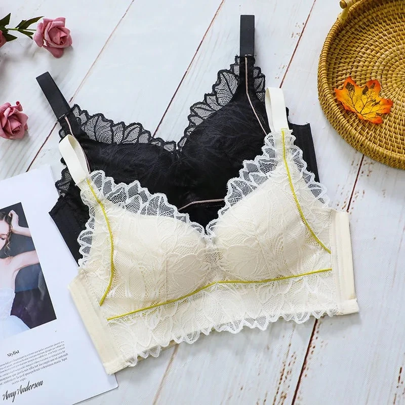新款时尚蕾丝边文胸同款 聚拢无钢圈舒适透气内衣女