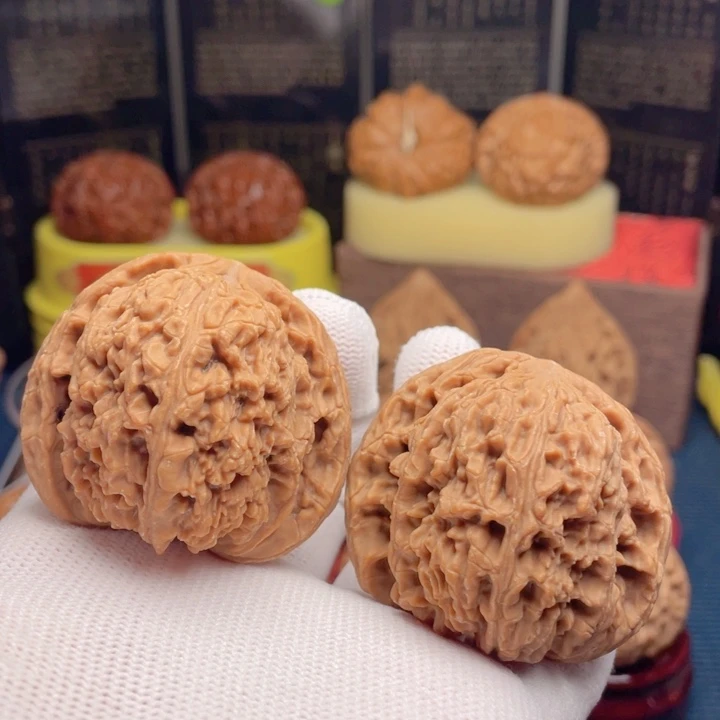 吊坠文玩核桃45全品南疆