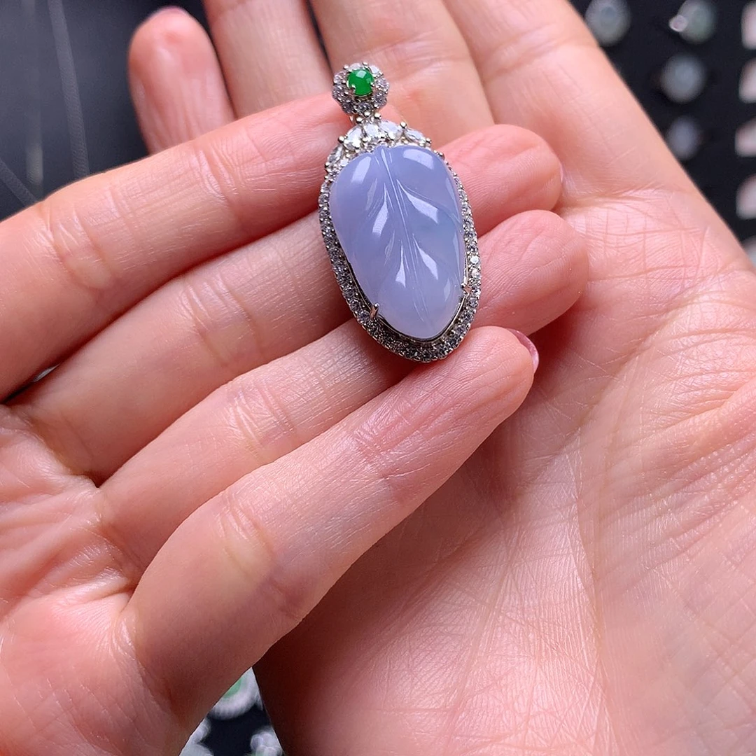 颈饰银S925镶嵌翡翠木*子111111111