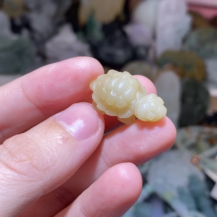 定制翡翠未镶嵌翡翠