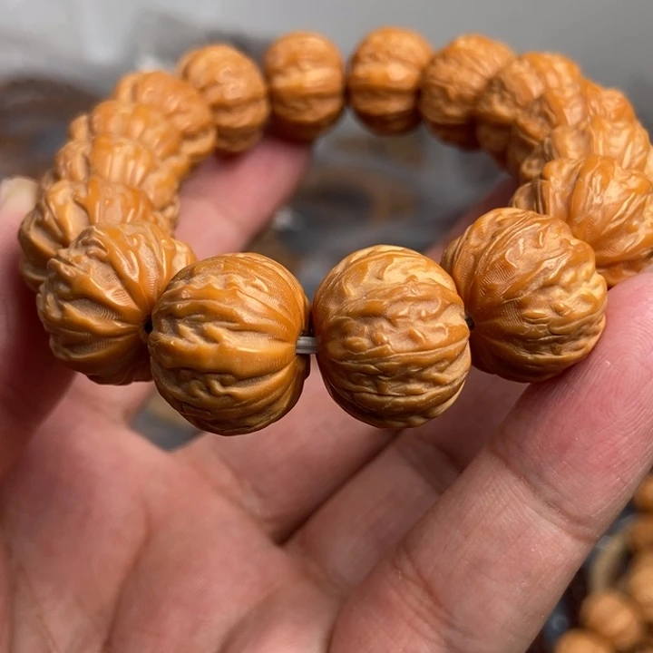 猴头核桃吊坠今天