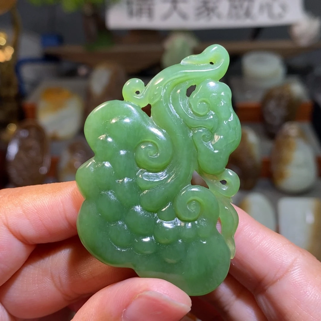 颈饰未镶嵌和田玉（碧玉）如意锁