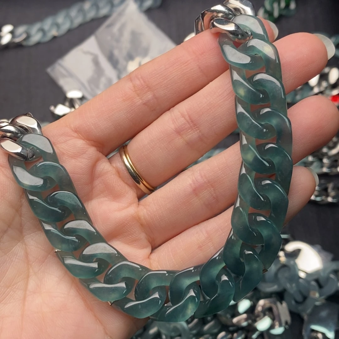 潇****翡翠未镶嵌手链手链10004