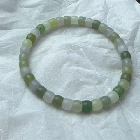 和田玉手串未镶嵌定制