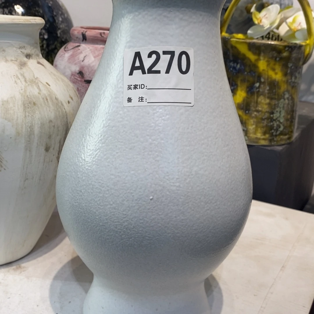 陶瓷景德镇陶瓷高温花瓶微霞