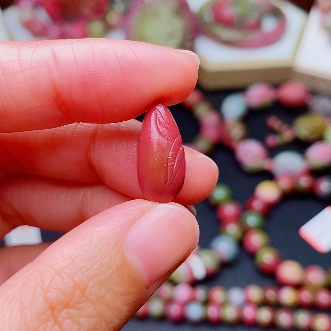 玛瑙/玉髓未镶嵌珠宝奇石盐源玛瑙定制