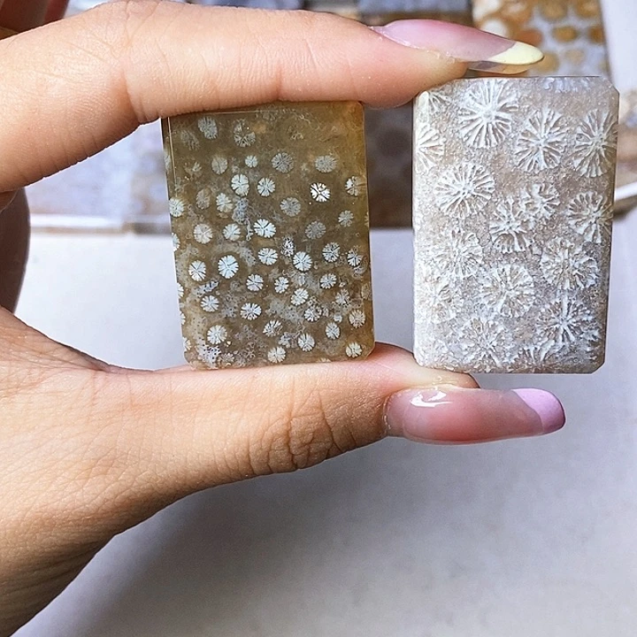 硅化玉颈饰合金当***袭