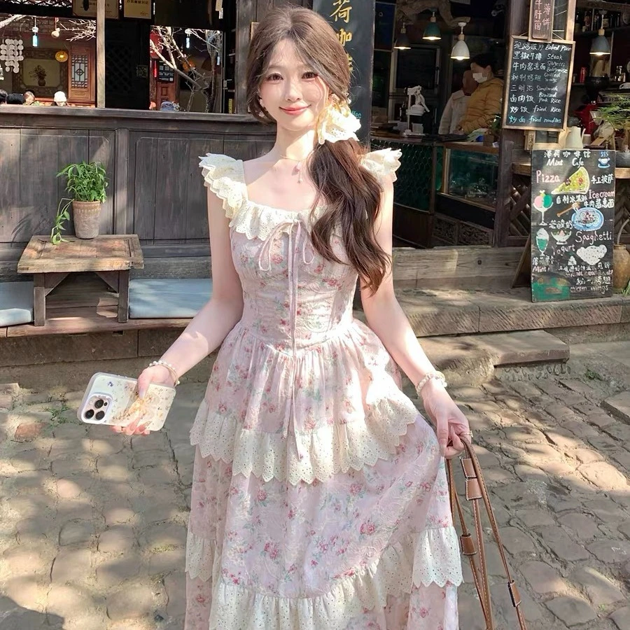 白里 云间花信 法式甜美收腰可爱小飞袖花边裙度假气质连衣裙