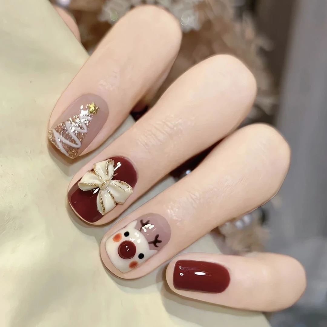 秋冬显白圣诞穿戴甲红可爱美甲贴片