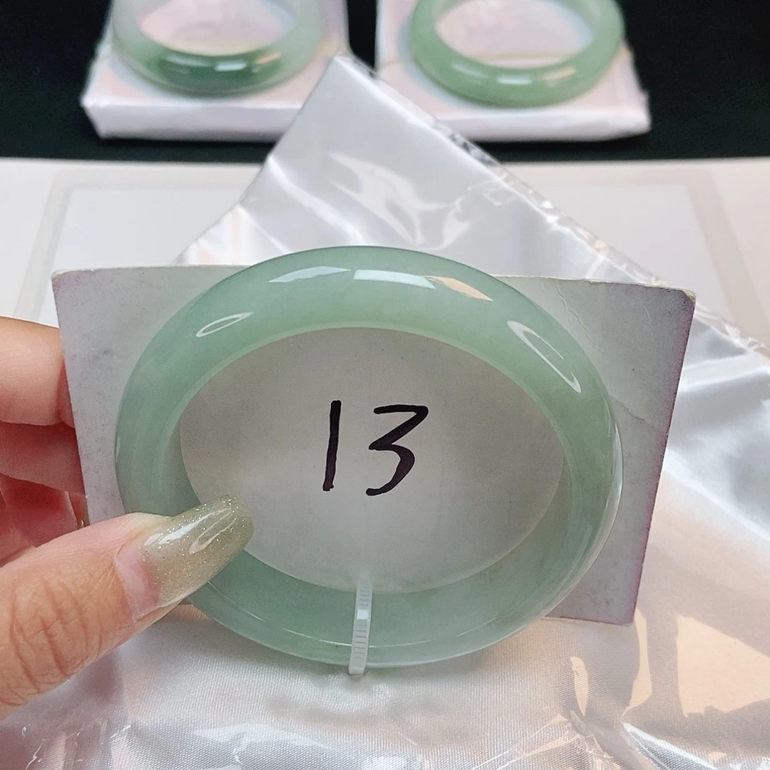 翡翠手镯未镶嵌 正圈59