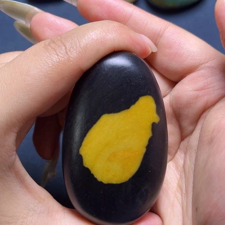未镶嵌和田玉珠宝奇石