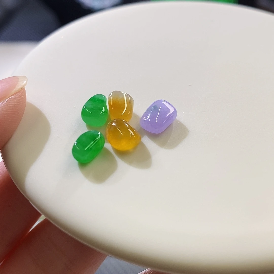 未镶嵌挂件翡翠随行