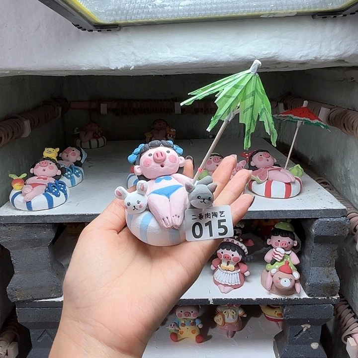 笨***茁摆件景德镇陶瓷手作摆件猪猪猪