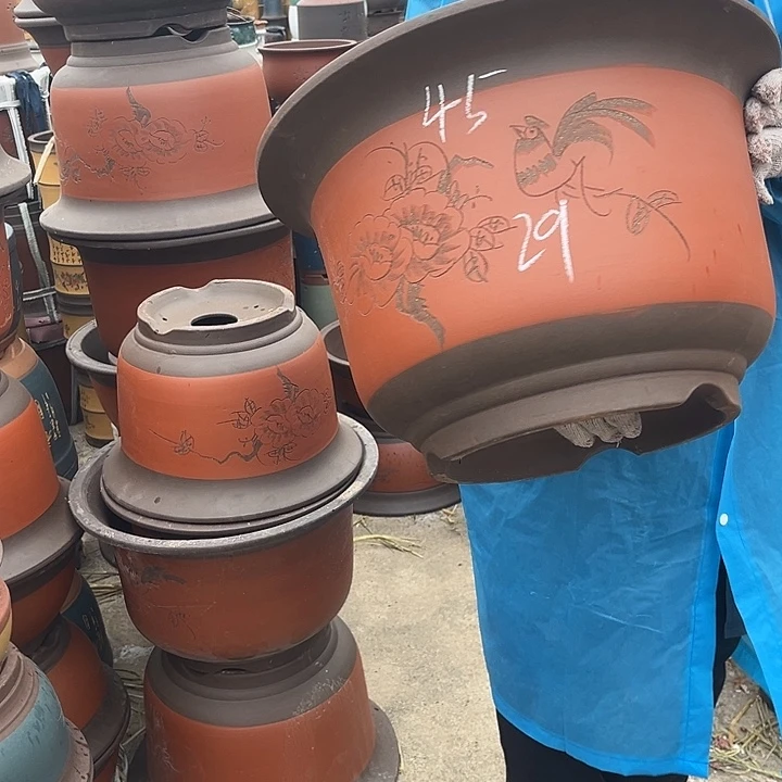 紫砂紫砂花盆和一