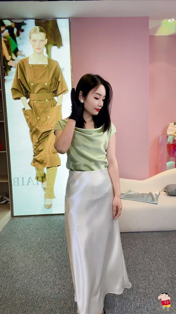 100醋酸半身裙包臀2025新款修身时尚法式气质简约高腰中长款裙子1