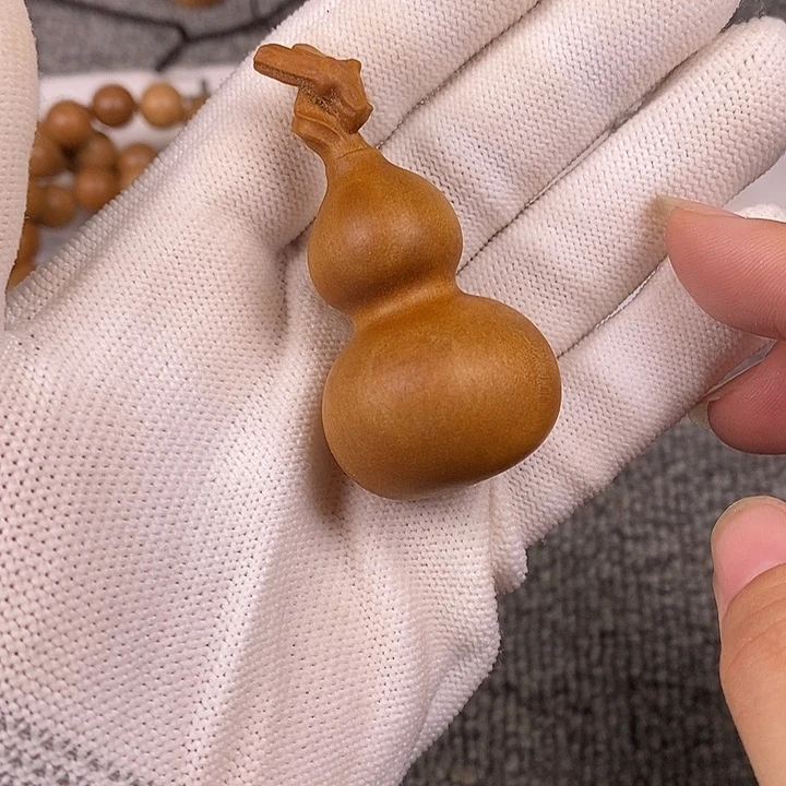 檀香木无事牌老山檀香雕刻龙头大葫芦吊坠