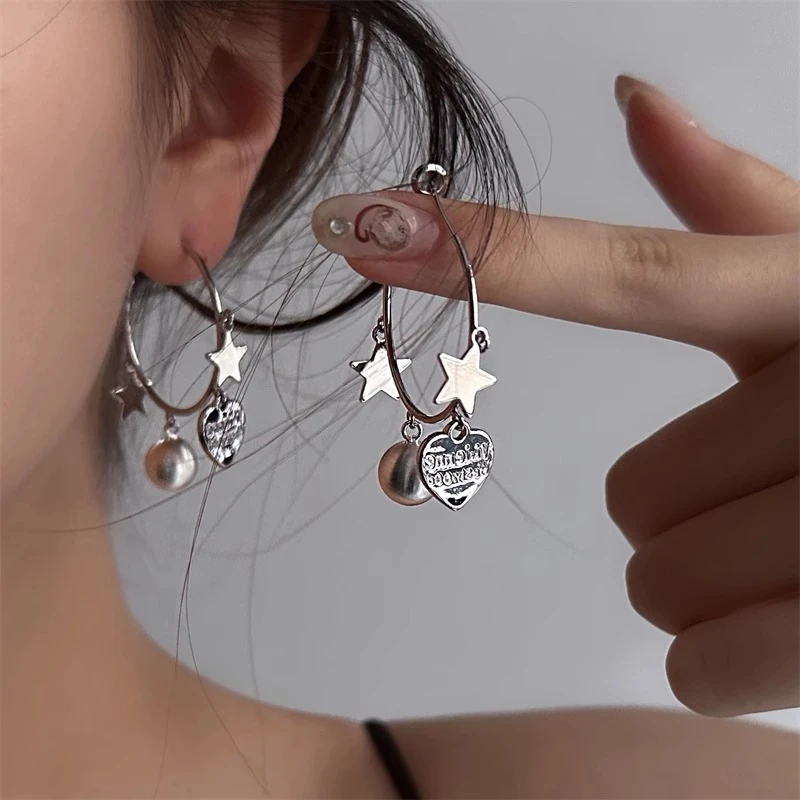 合金耳饰 冷酷银色金属星星爱心耳环2025年新款小众设计耳坠耳饰