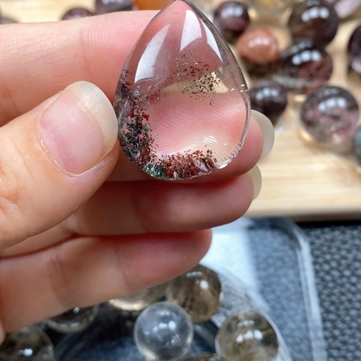 未镶嵌颈饰水晶水晶